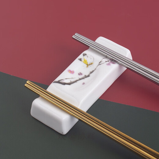 Bowl to public chopstick holder, chopstick holder, ceramic chopstick holder, two pairs of chopsticks, multi-purpose chopstick pillow, soup spoon holder, spoon holder, writing brush, 4 chopstick holders (Dielianhua) + 4 spoons (white)