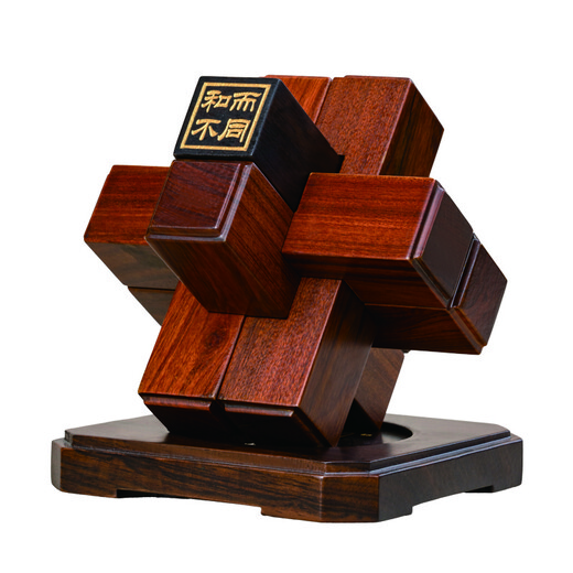 Saint Craftsman Luban Luban Lock company event souvenirs can be customized to give leaders Chinese business gifts to customers as desktop decorations. Rosewood, ebony, beauty and beauty (already carved)