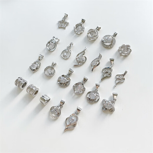 Out of the old Phoenix Gold Store quality pt950 platinum single pendant Pt950 platinum colorfast moissanite diamond 18 small waist