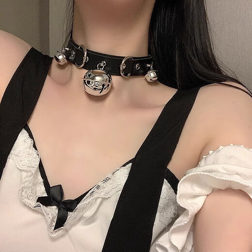 Maimed bell necklace women's traction rope neck strap chain collar collar bone chain choker necklace neck choker black bell collar + traction rope combination