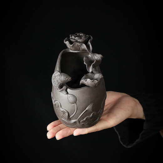 Yuxuan purple clay tea pet backflow incense burner koi ornaments fish playing in the lotus pond handmade cute fortune-enhancing pieces tea table tea play carp backflow incense burner fish playing in the lotus pond