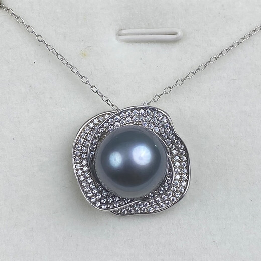 Precious Tahitian black pearl pendant 12-13mm flawless round strong light seawater pearl pendant s925 silver free silver chain