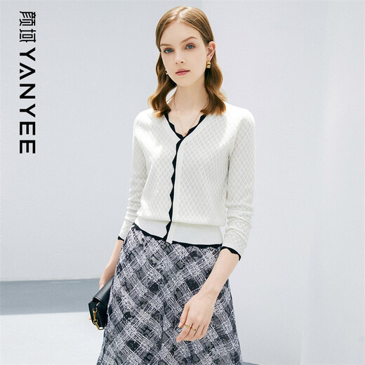 Simple V-neck long-sleeved sweater for women in 2023 autumn clothing new lady's temperament slim commuting versatile top White 1 L/40