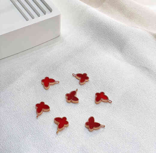 Li Shen 18k gold butterfly pendant rose gold gold necklace red agate clavicle chain chain girlfriend gift 18k gold rose gold red agate (with 18k gold necklace)