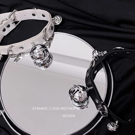 Maimed bell necklace women's traction rope neck strap chain collar collar bone chain choker necklace neck choker black bell collar + traction rope combination