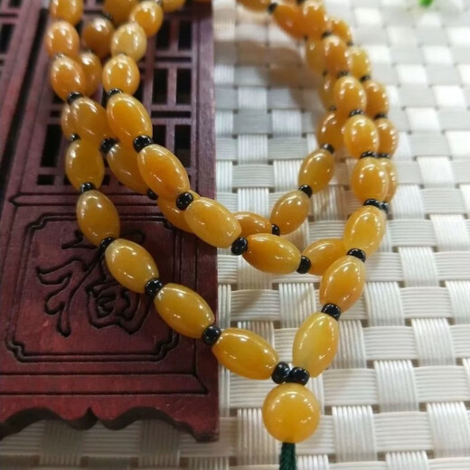 Sanskrit natural yellow agate transfer pendant bead chain lanyard pendant rope jade jade pendant necklace male and female Buddha beads natural yellow agate transfer pendant bead chain lanyard pendant rope