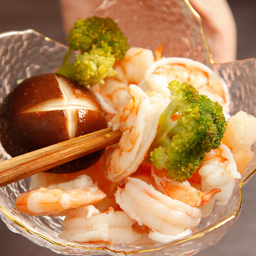 Three dolphins, fresh frozen green shrimps, net weight 1.5 Jin, equal to 0.5 kilograms, extra large size 61-80 pieces, frozen live peeled back and stripped Zhanjiang shrimps