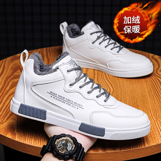 Changxiang Huili Frühlings- und Herbst-Sommer-Herrenschuhe neue Anti-Saison-Schuhe mit einem Pin-auf-auf-Ebene.