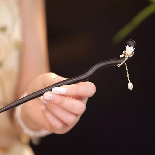 Nianfu wood hairpin new Chinese style Chinese Valentine's Day updo hair ornaments lily of the valley step shake tassel hairpin for women Mid-Autumn Festival gift for girls lily of the valley step shake 18cm gift box