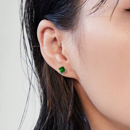 Yicai Jewelry Natural Green Tourmaline Earrings 18k Gold South African Diamond Inlaid Earrings Gemstone Earrings Pair of Green Tourmaline Earrings/2.5 Carats (Free Pair of K Gold Silicone Earplugs)