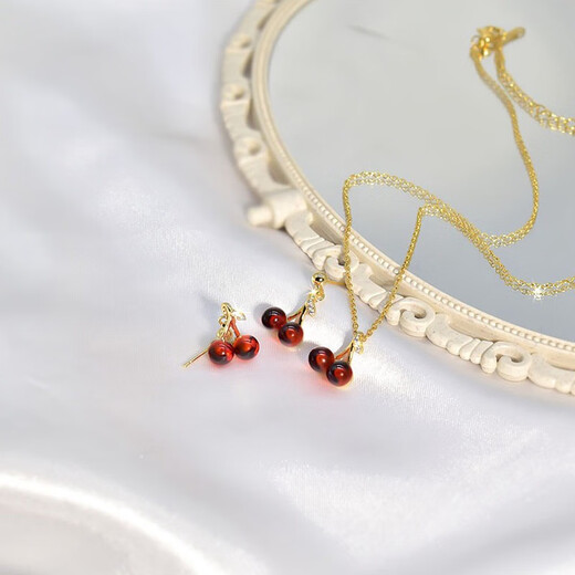Jiuvia cherry necklace women's suit garnet color pendant light luxury niche design high-end clavicle chain temperament exquisite neck necklace birthday gift for wife and girlfriend JYXL098#cherry necklace gold