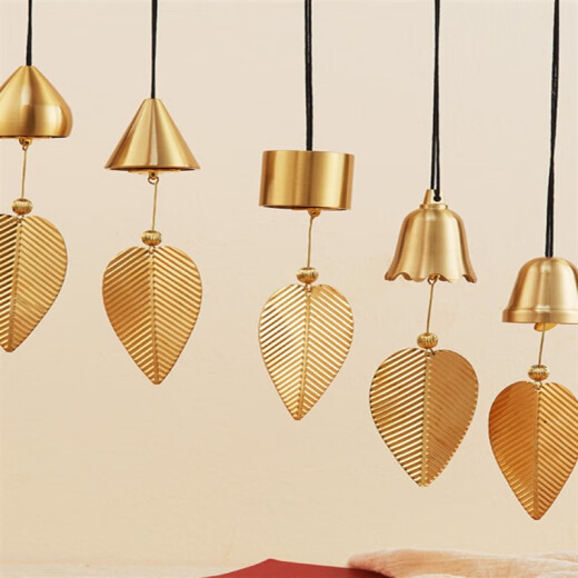 Bu Manchun big round small round pure copper wind chime hanging Japanese style copper bell creative home balcony bedroom car interior pendant raw ancient bell shape