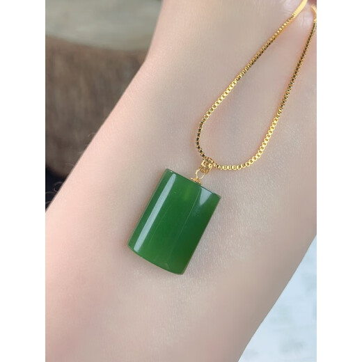 Fat Donglai same style 18K gold Ping An Wu Shi brand Hetian jade jasper Yang green pendant 18k gold inlaid jade pendant lock 18K gold apple green Ruyi 34-24-5mm + silver necklace