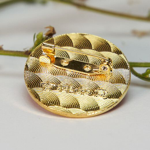 Red Brigade leader Chairman Mao badge brooch badge great man commemorative red jewelry large brooch pin accessories gift box card head bag diameter 3CM