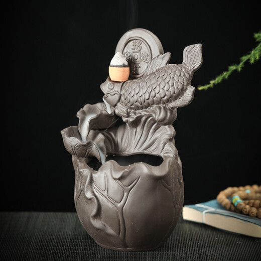 Yuxuan purple clay tea pet backflow incense burner koi ornaments fish playing in the lotus pond handmade cute fortune-enhancing pieces tea table tea play carp backflow incense burner fish playing in the lotus pond