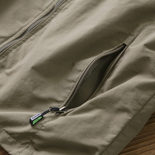 AKYK American trendy stand-up collar vest for men multi-functional waterproof breathable waistcoat vest for men outdoor sports and leisure jackets for men Khaki 2XL 150-165Jin Jin is equal to 0.5 kg