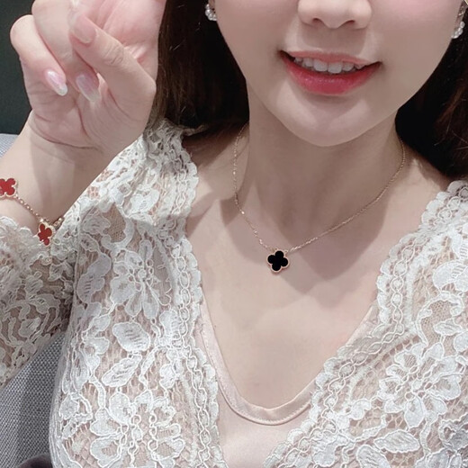 Fafanxi Light Luxury Four-leaf Clover Necklace for Women 18K Color Gold Internet Celebrity Simple Rose Gold Chinese Valentine's Day 520 Gift for Girlfriend Red Agate (13mm)