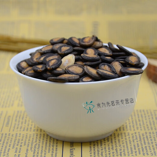 Bailian-Melonenkerne, Fujian-Spezialität, Lakritz-Melonenkerne, Wassermelonenkerne, große Fässer, Neujahrsnüsse, geröstete Samen und Snacks