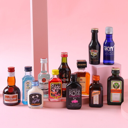 Jitu Horemience Store Bartending Wine Version Mini Wine Minate Bottle Wine Foreign Wiske Gift Box Vodka Base Base Wine Оригинальная водка 50 мл