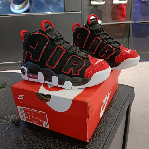 耐克（NIKE）童鞋Air More Uptempo 皮蓬大Air儿童男童女童黑红休闲运 FB1343-001 28