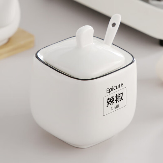 Domeiran household high temperature resistant ceramic lard jar kitchen red oil jar oil spicy jar chili jar meat oil jar oil jar black line square jar (large size) with label and spoon