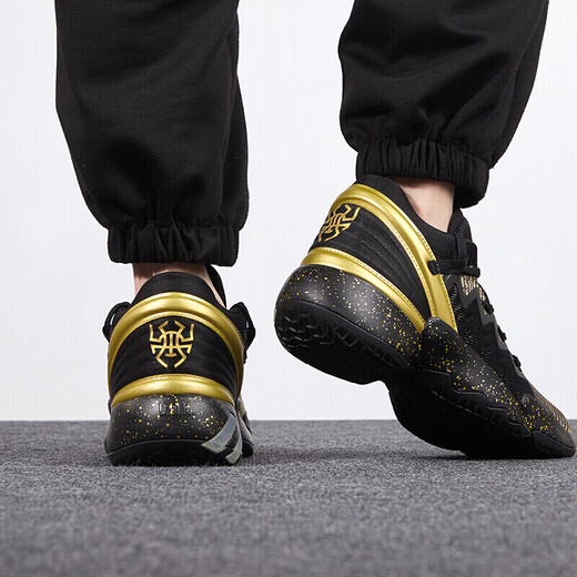 阿迪达斯 （adidas）新款男鞋夏季运动鞋高帮舒适防滑缓震场上训练实战篮球鞋 FZ3881/米切尔2代 40