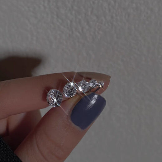 Mengkeduo S925 Silver Needle Zircon Earrings Set Simple, Compact and Versatile Earrings Light Style Exquisite Ear Bone Nails for Ear Holization Earrings Zircon Earrings 6-piece Set