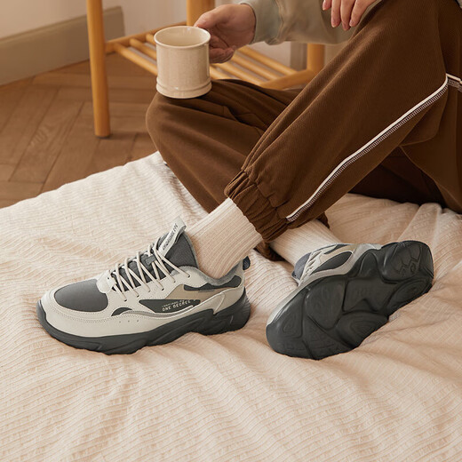 361 Sports shoes for men, winter velvet warm retro casual dad running cotton shoes for men 672336762F-1