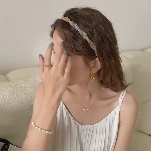 Xiao Panda Zhao Lusi's same style acetic acid twist headband for women 2025 new temperament versatile hair accessories non-slip pressure hair band toothed headband Zhao Lusi blue brown