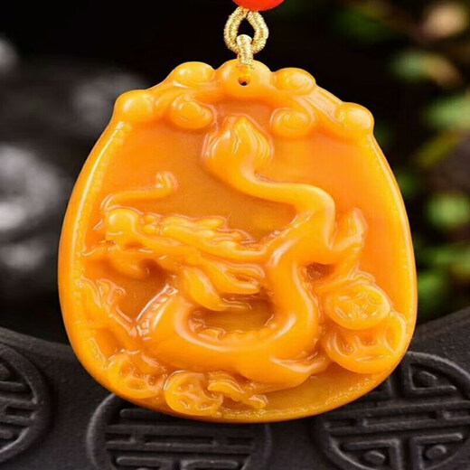 Fir Crown Natural Beeswax Zodiac Rat Pendant for Men and Women Chicken Fat Yellow Autumn and Winter Sweater Necklace Baltic Sea Long Pendant Old Beeswax Zodiac Dog