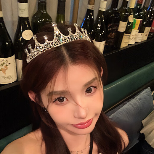 Bangboshi Girls' Crown Tiara Hairband Children's Crystal Crown Birthday Gift Princess Girl Hairpin Bridal Hair Accessory Toy Sparkling Diamond Crown Gift Box