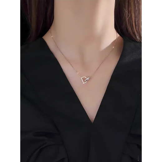 An Feng rose gold necklace IDo18K gold diamond letter pendant light luxury simple versatile clavicle chain Valentine's Day gift as shown in the picture