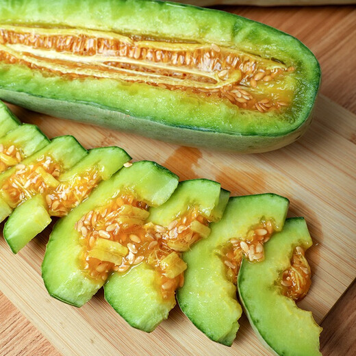 Dayu croissant melon seed seedlings winter and spring Shandong fruit melon seeds collection Antarctic star croissant melon seeds 50 capsules