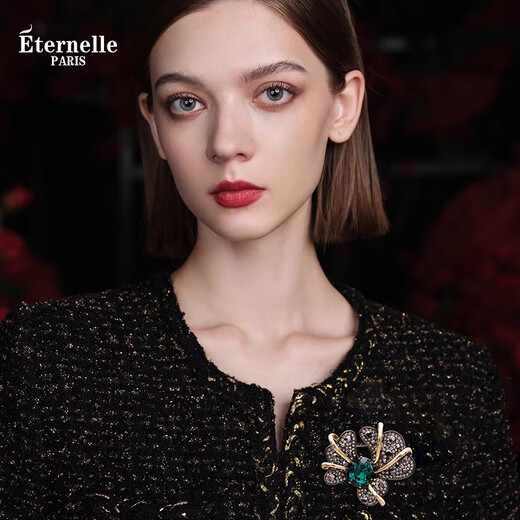 Eternelle French Eternal European and American Retro Iris Brooch Women's High-end Jewelry Austrian Crystal Corsage Elegant Blue