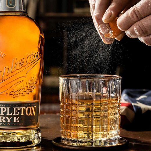 Templeton Rye Whiskey Templeton aged rye whiskey American original imported foreign wine six-year aged rye whiskey