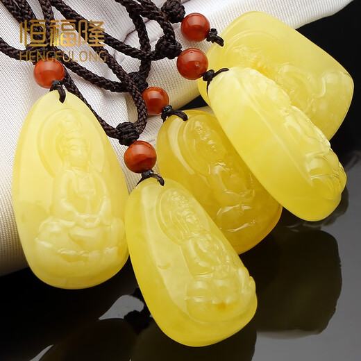 Tingbai Hengfulong natural beeswax Guanyin pendant for men and women original ore chicken oil yellow amber carved Buddha clavicle chain No. 3977 9.71 g