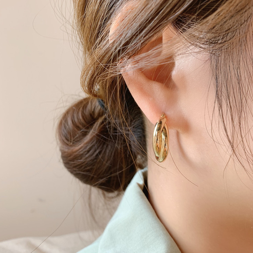 Idel Korean earrings, simple metal niche earrings, feminine earrings, personalized versatile earrings, birthday gifts for best friends, metal double hoop earrings E0343