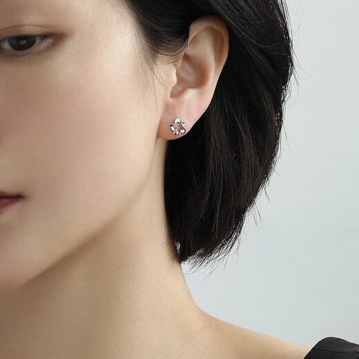 Ming brand jewelry platinum Pt950 platinum flower language earrings earrings gift for women BFH0004 platinum association recommended no platinum ear plugs about 1.44 grams