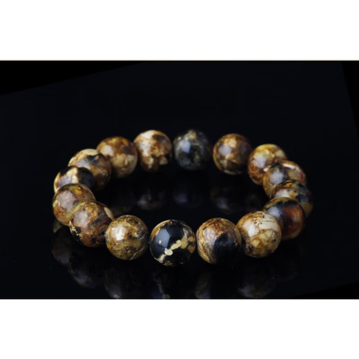 Chishe Fushun amber bracelet, amber mineral amber, black amber, white flowers, dried white flowers, medicinal amber, round bead bracelet, flower amber 12mm+