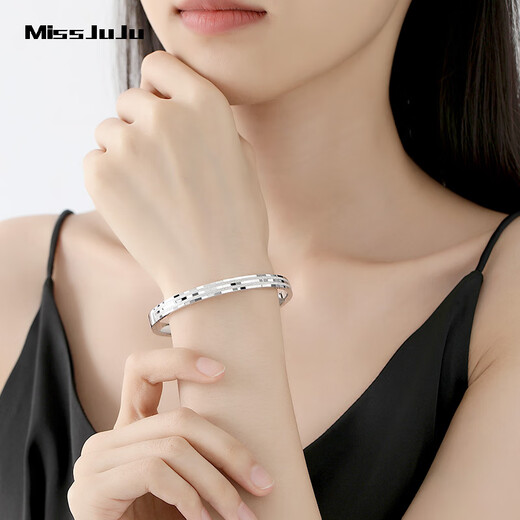 Miss JuJu pt950 platinum bracelet for women, wide face, round, semi-solid platinum bracelet for my wife, inner diameter 58mm, weight 9.75g, width about 3.5mm