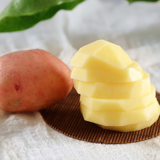 Jingxiansheng Yunnan red potatoes net weight 3Jin Jin is equal to 0.5 kg single fruit 80g + red skin yellow heart potato potato potato straight from the source