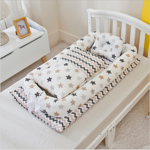 Gudong Bear crib middle bed for adults to go to bed, multi-functional anti-pressure bionic bed for sleeping, newborn products, starry sky bed + pillow + quilt, newborn baby 0-24 months
