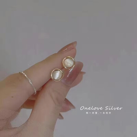 Zhongyi Silver Earrings 9999 Sterling Silver Korean Freshwater Pearl Earrings for Women Retro French Elegant Silver Needle Temperament F85-99 Buy a Set of Four