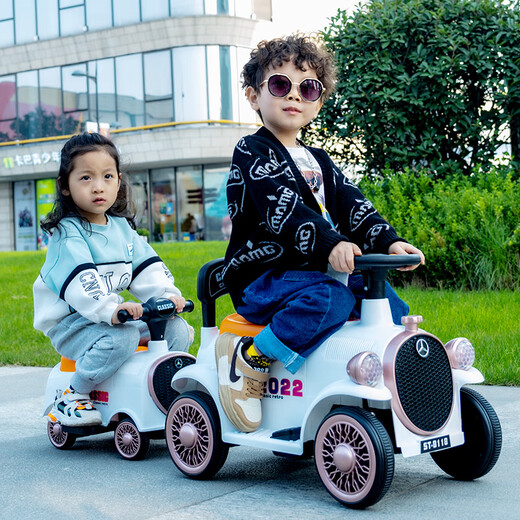Hui Zhenyu [24 mises à niveau] Le train électrique pour enfants peut être utilisé pour la télécommande à quatre roues des personnes, des garçons et des filles, des bébés doubles [Batterie de sauvegarde supplémentaire] Le train rouge se trouve pour deux + 12v de grande puissance + double entraînement