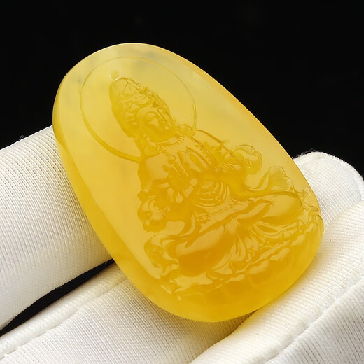 Tingbai Hengfulong natural beeswax Guanyin pendant for men and women original ore chicken oil yellow amber carved Buddha clavicle chain No. 3977 9.71 g