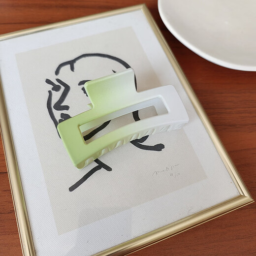 Rong Xia Gradient Color Twist Frosted Clip Sweet Girl Large Shark Clip Hair Clip Korean Simple Ins Hair Accessory F167 Yellow 11cm