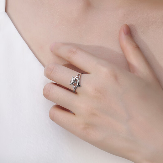 Yuan Shengfu's new PT950 fashionable fox platinum ring, women's platinum ring, adjustable, live and shiny, 2.70g