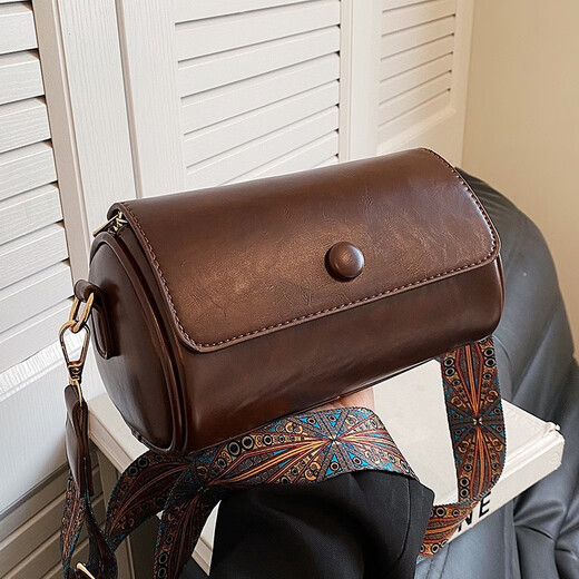 Baoke Snail Retro Kleine Tasche Damentasche Nische 2023 Chinesischer Valentinstag Trendiger Herbst und Winter Vielseitige Breitband-Einzelschulter-Umhängetasche Zylindertasche Kaffeefarbe