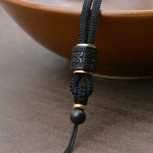 Crystal retro ebony six-character mantra hand-knitted lanyard pendant jade pendant necklace jade pendant hanging neck for men and women six-character mantra model black adjustable