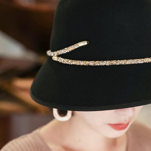 Light luxury brand, star Internet celebrity same style, new French woolen felt hat for women, autumn and winter wool fisherman hat, women's winter British retro versatile shaped basin hat, black, adjustable M (55-58cm)